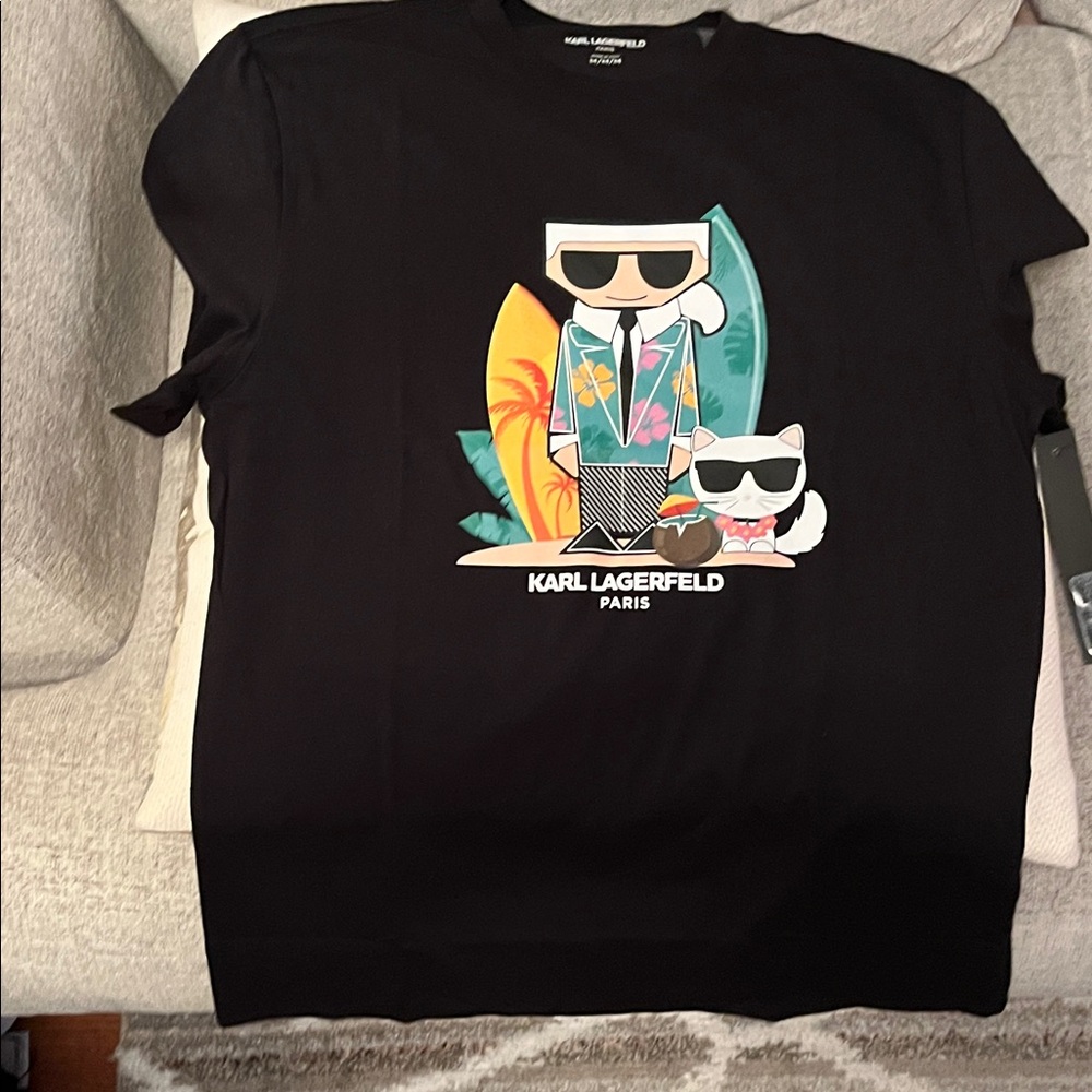 NWT NEW Karl Lagerfeld woman’s Black Tee with Tropical Graphic
